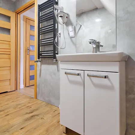 Widokowe Pod Lasem Косцелиско