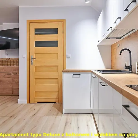 Widokowe Pod Lasem شقة كوشتيليسكا