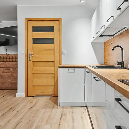 Apartament Widokowe Pod Lasem *