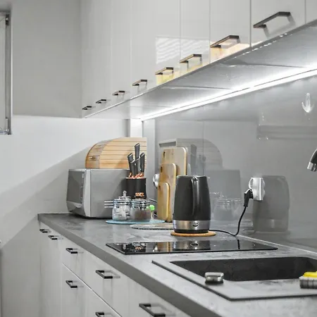 Widokowe Pod Lasem Apartament *